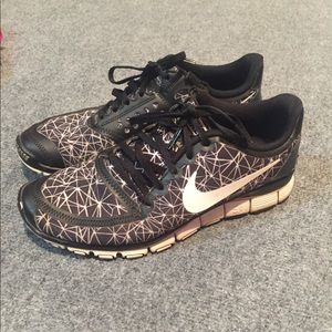 Women’s Nike Free Run 5.0- Size 10